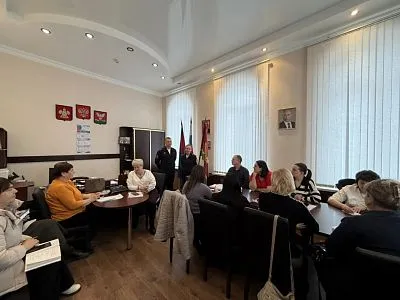 Сотрудники Госавтоинспекции по Динскому району провели встречу с руководителями образовательных учреждений поселения
