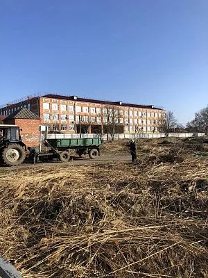 МУП «Коммунальник» завершил работы по расчистке территории в Новотитаровском сельском поселении.