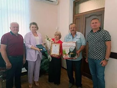 Медаль «За любовь и верность» вручили семье Яцковых из станицы Новотитаровской