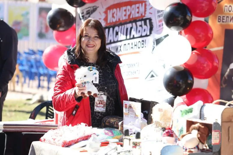 Ярмарка-выставка предпринимательской деятельности и ретро-автомобилей