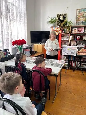 В детской библиотеке прошел Час памяти "Ленинград. Блокада. Память"