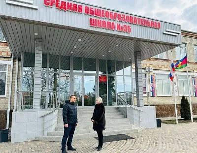 Исполняющий обязанности главы Новотитаровского сельского поселения Семен Васильченко посетил МАОУ МО Динской район "СОШ №35"