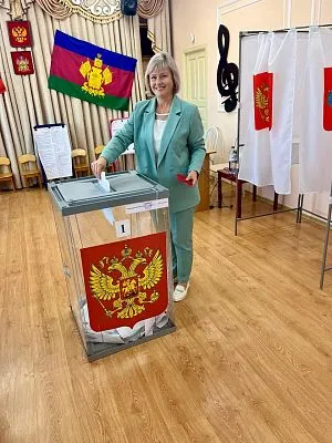 Депутаты Совета Динского района приняли участие в голосовании